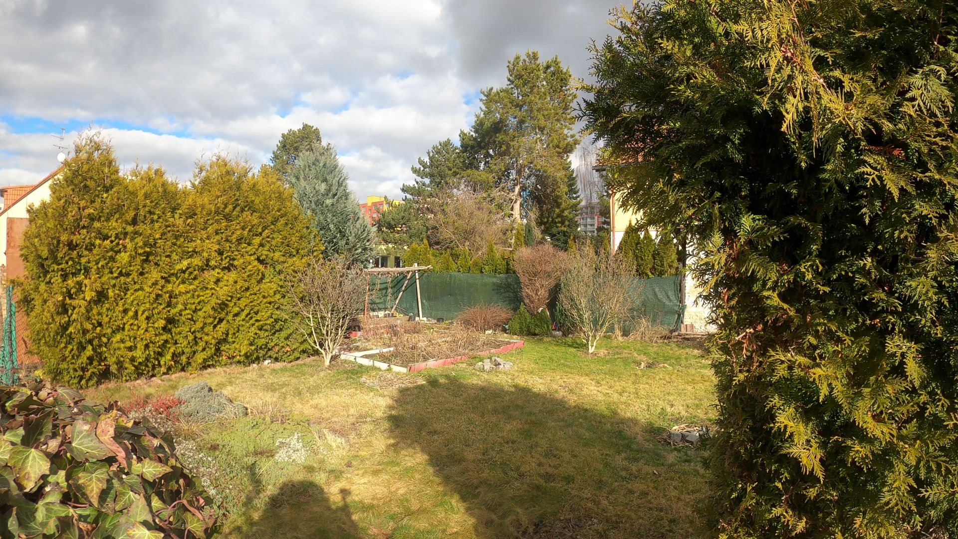 Prodej pozemku v Č.B., J. Kolářové